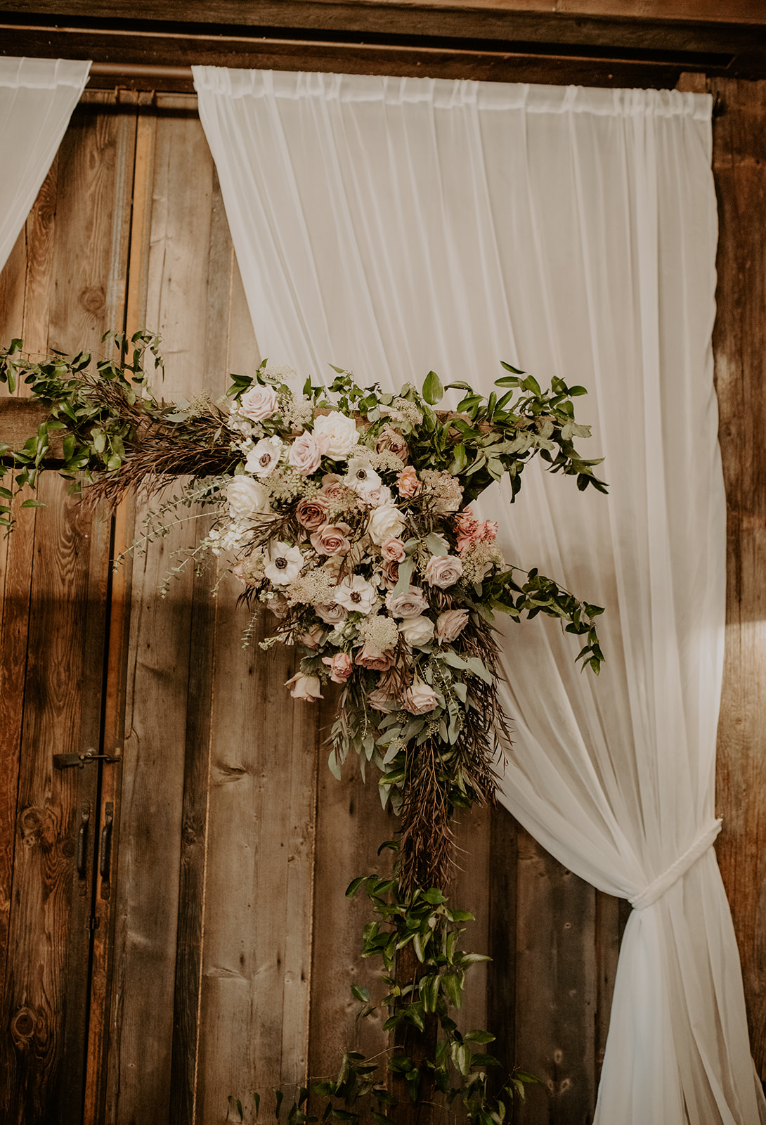 Floral arch details