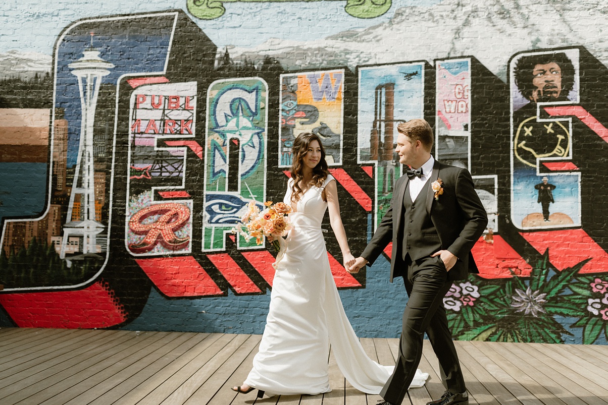 The outdoor Seattle mural at Block 41